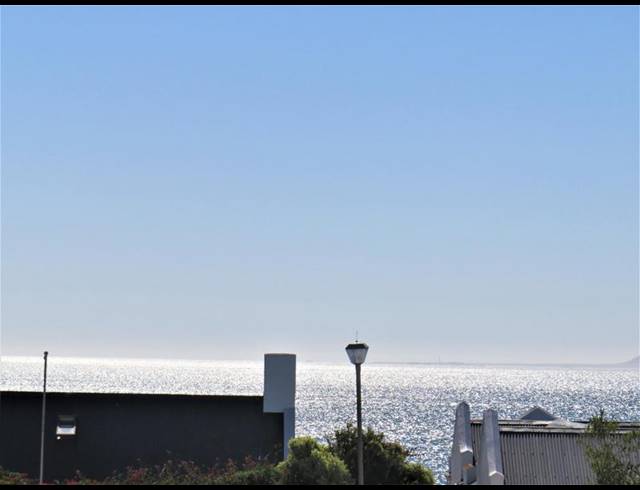 4 BEDROOM HOUSE FOR SALE IN THE COVE